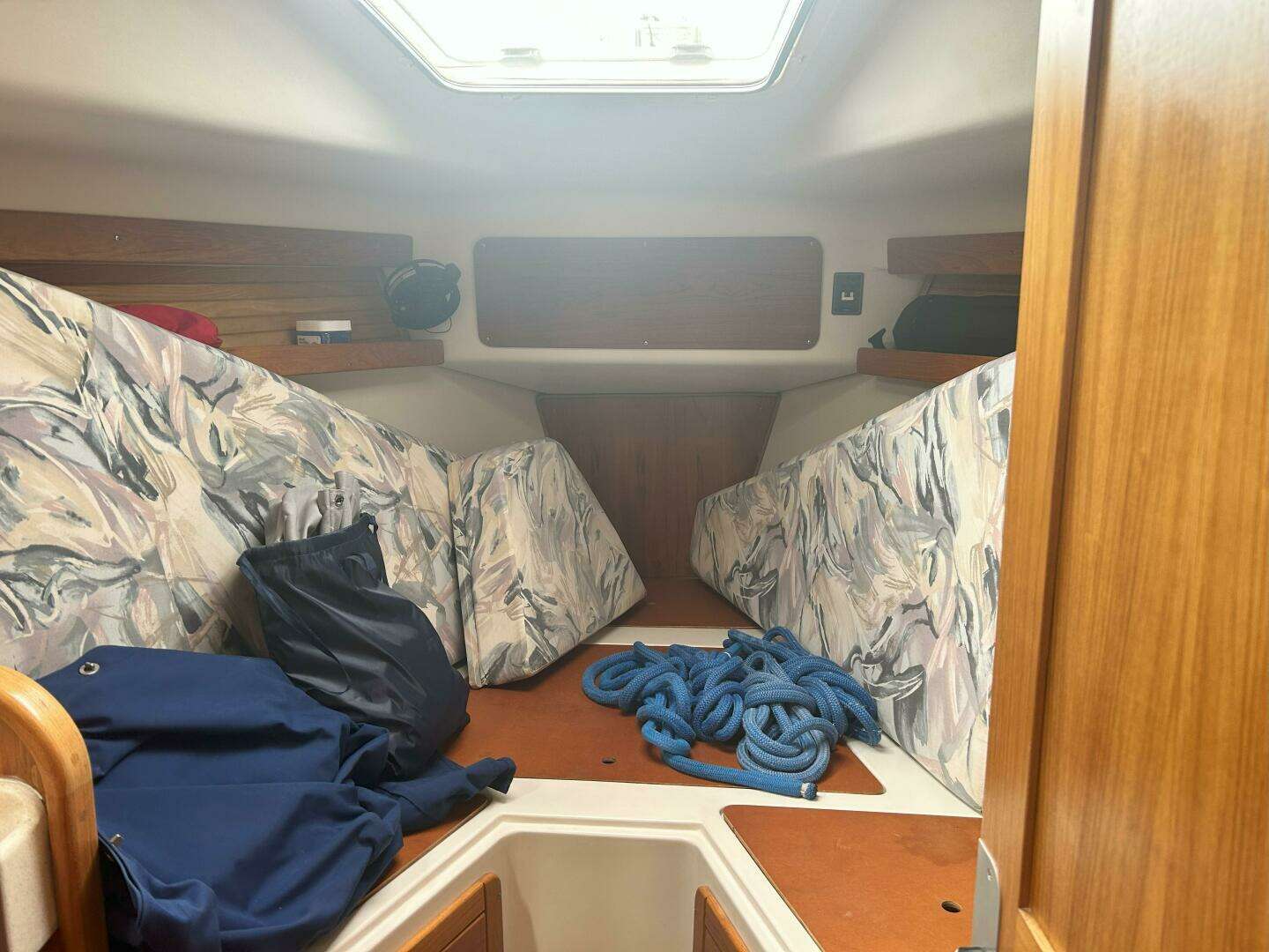 1999 Catalina 380 - Image 21