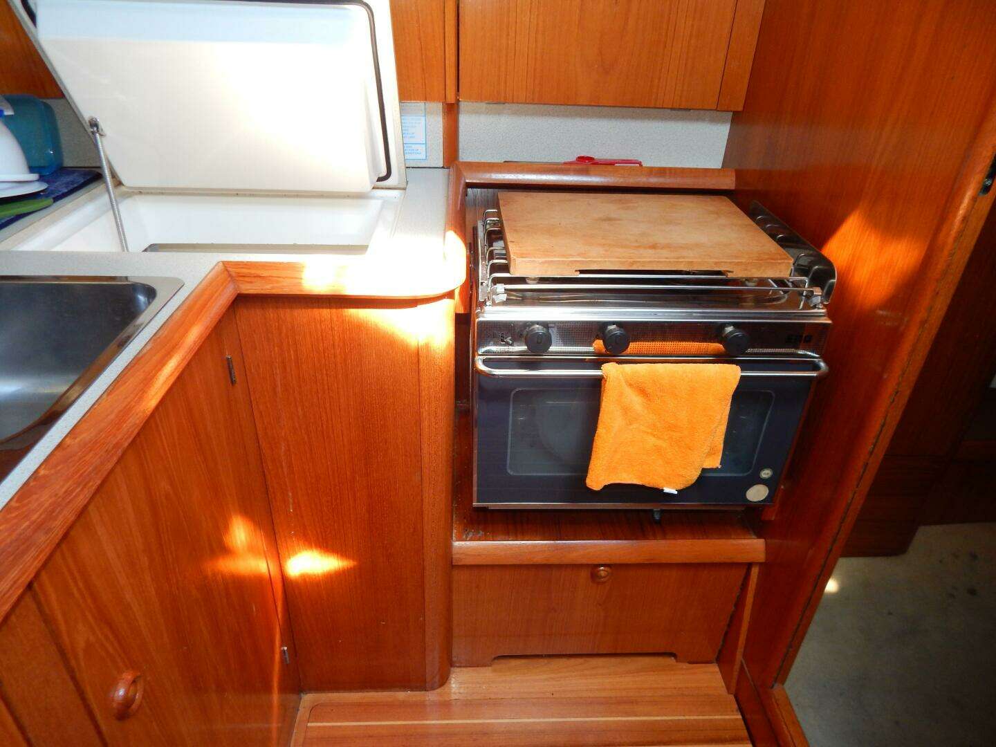 1997 Jeanneau 36.2 Sun Odyssey - Image 14