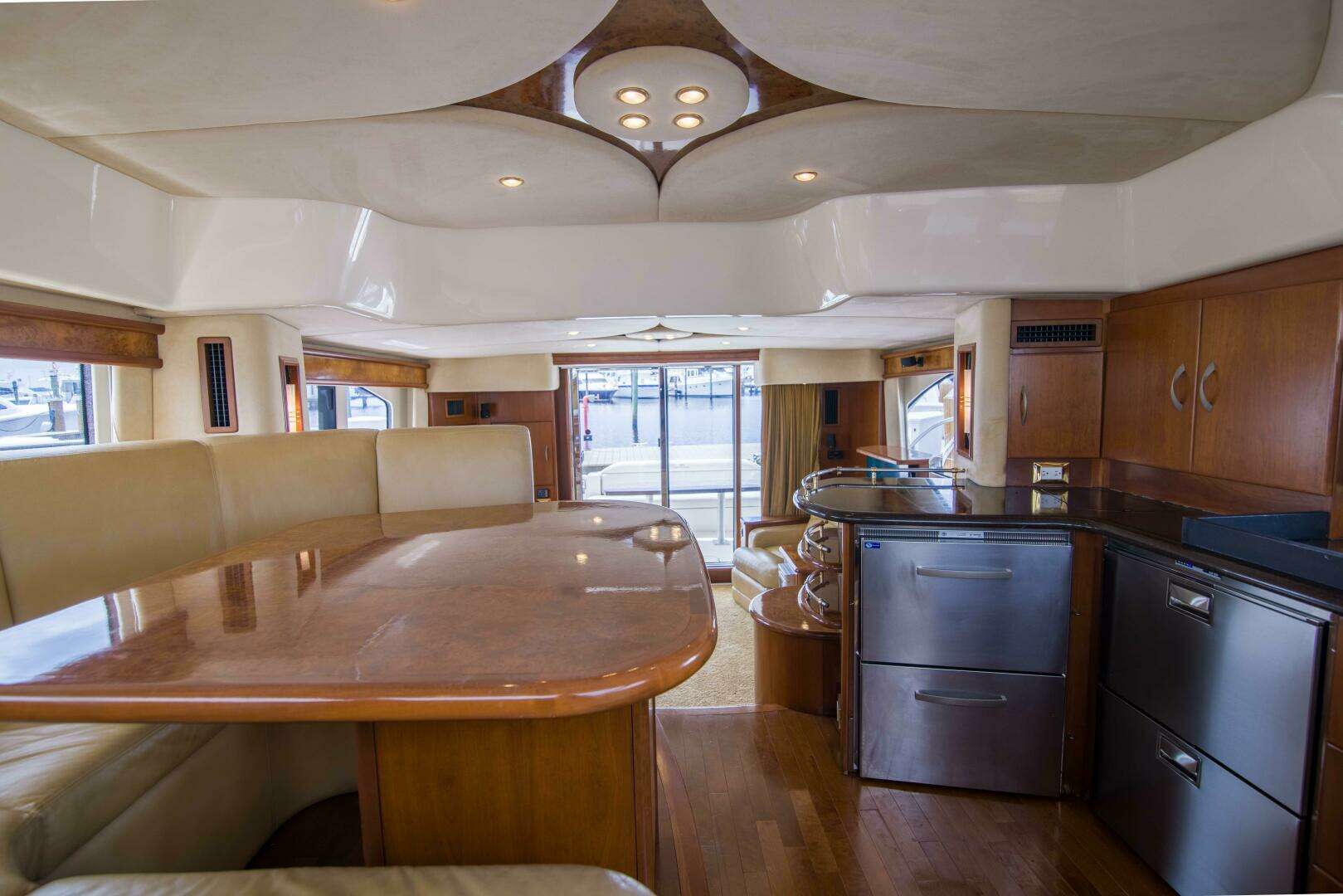 2009 Silverton 52 Ovation - Image 43