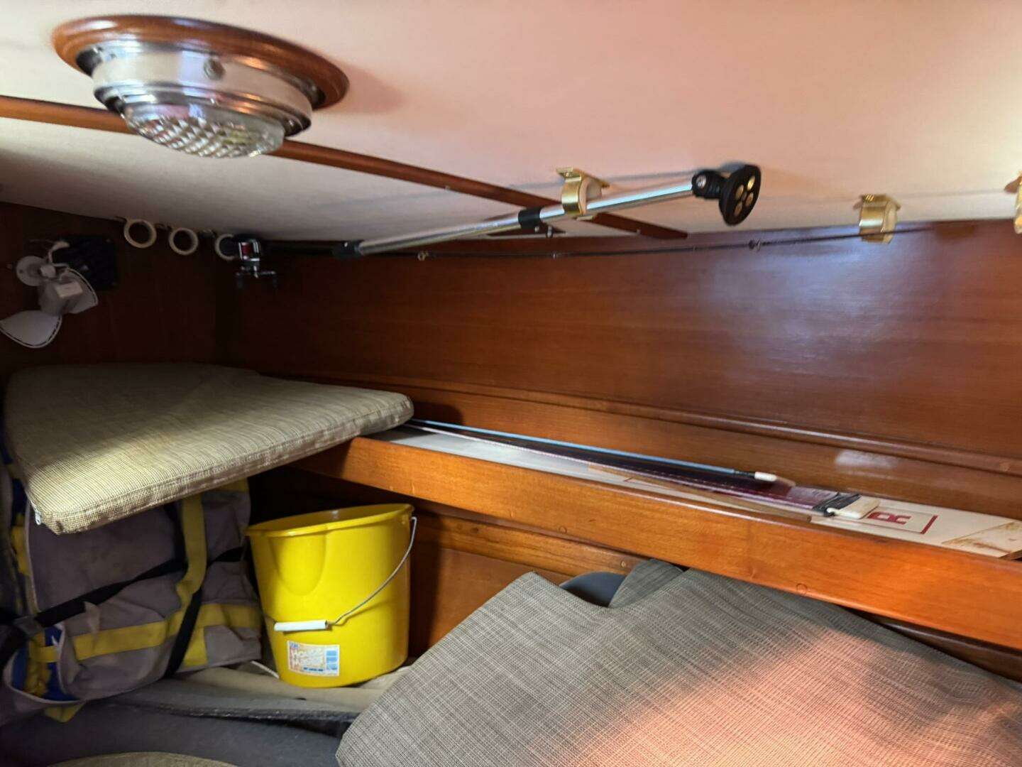 1987 Tayana 42 Vancover Aft Cabin - Image 113