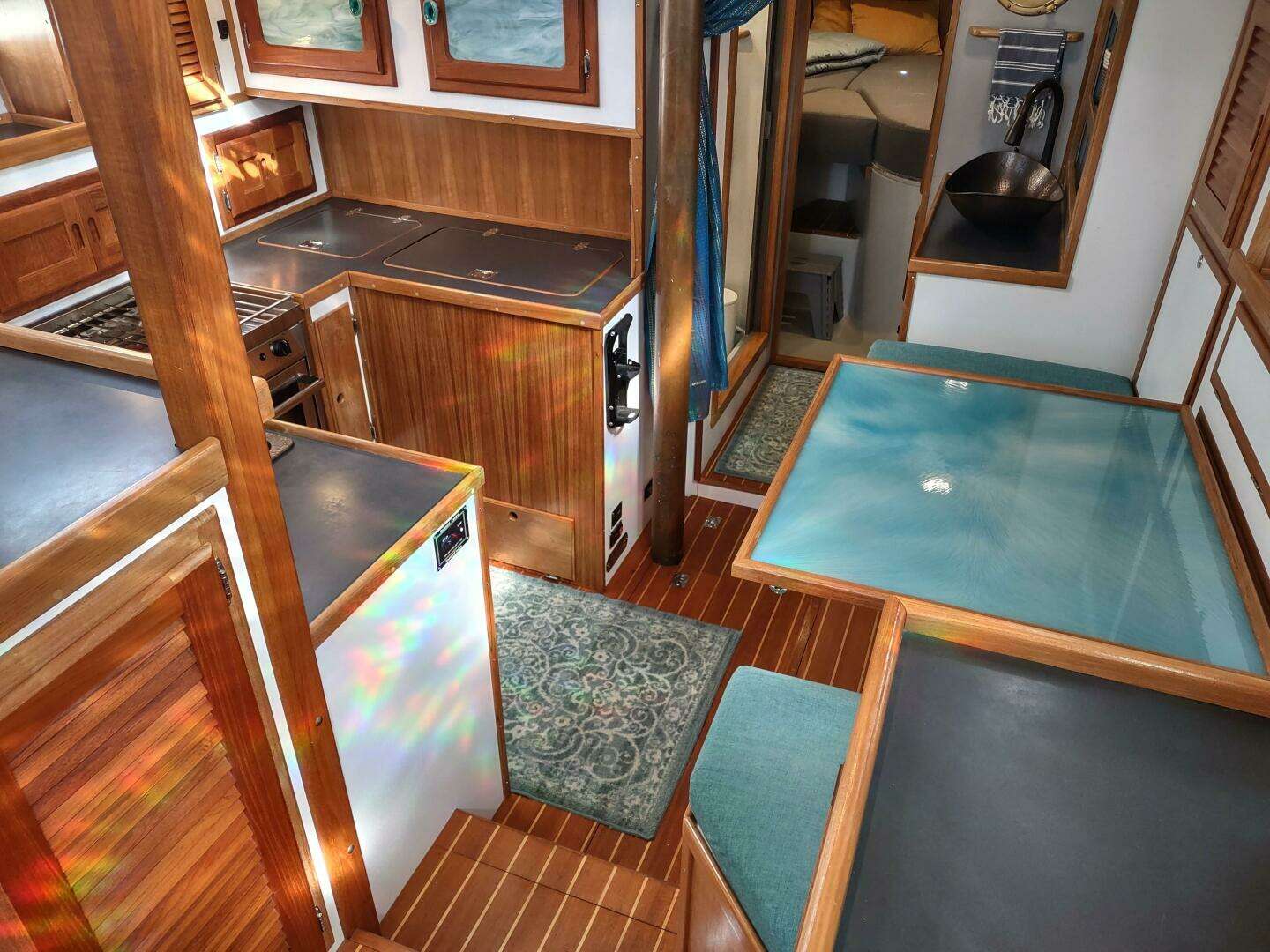 1988 Cascade 42 - Image 17