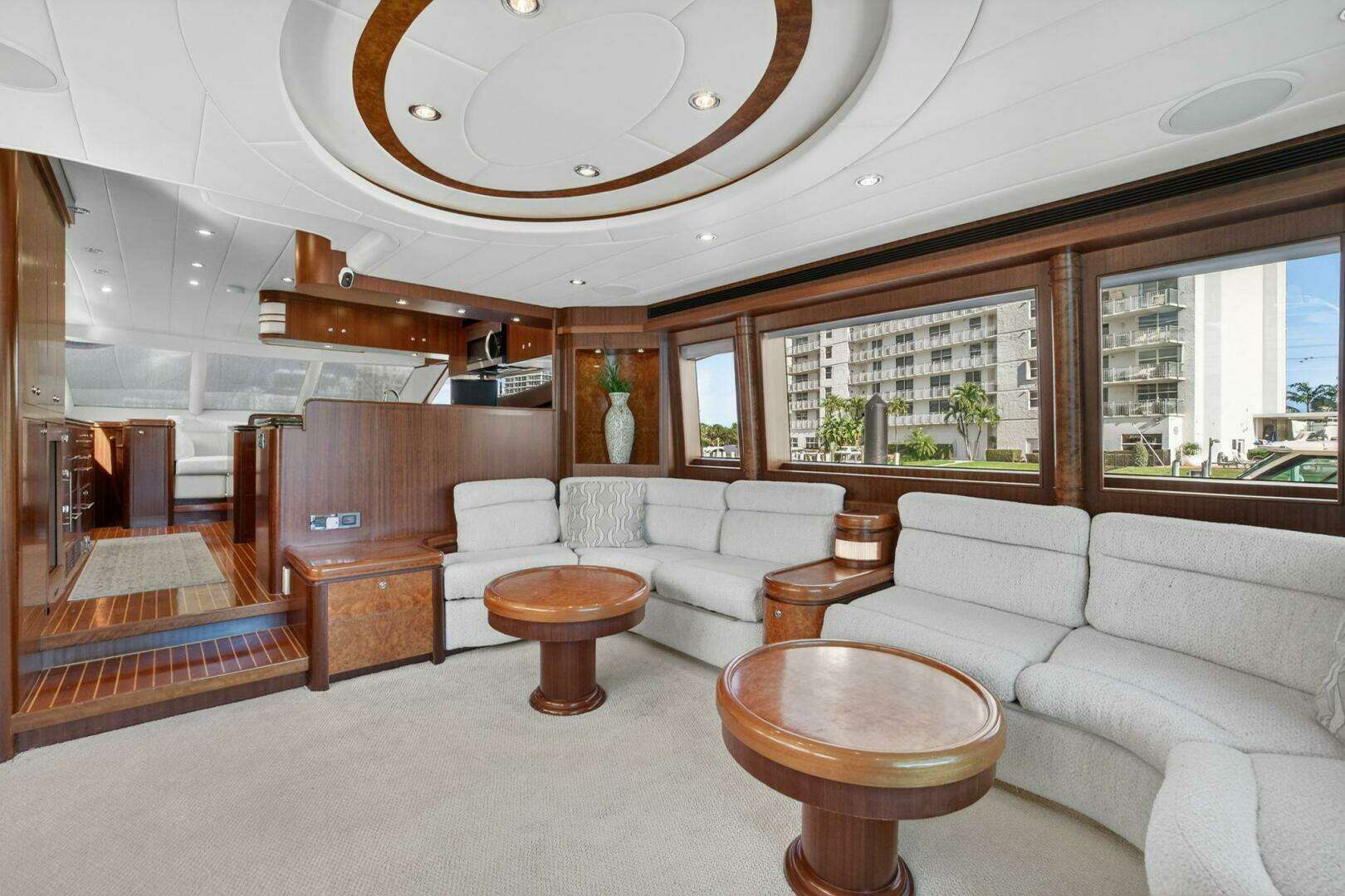 2009 Horizon — - Image 15