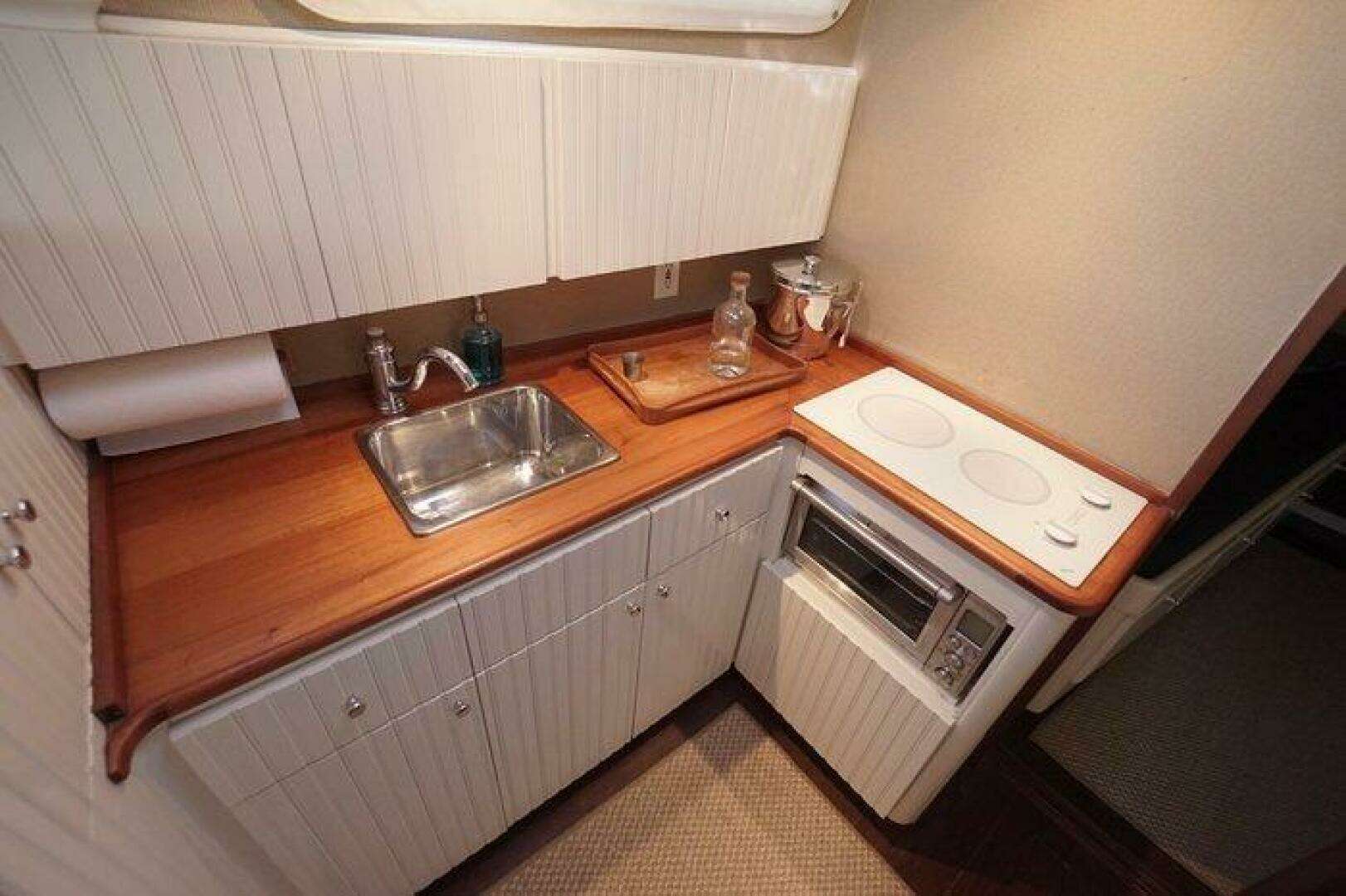 2003 Huckins — - Image 29