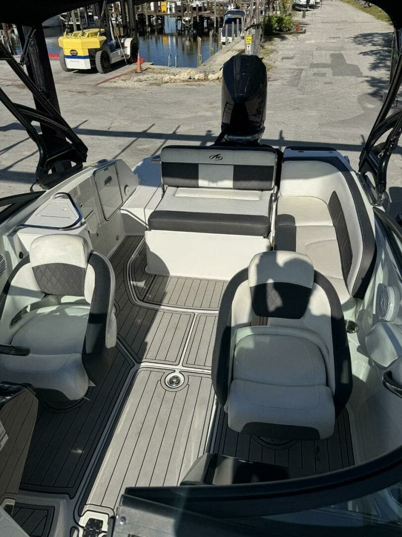 2020 Monterey M45 - Image 16