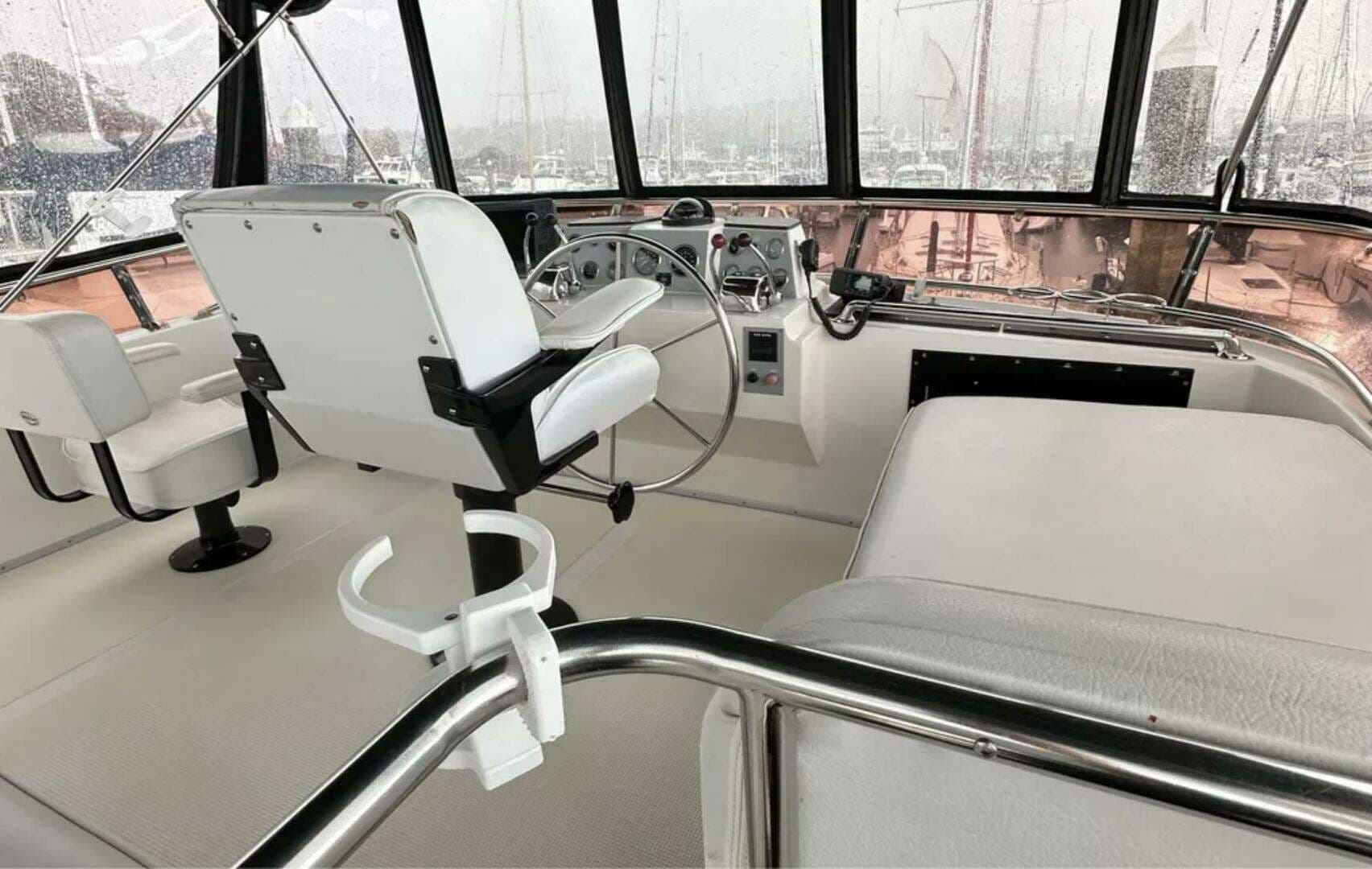 1988 Ocean Alexander 42 Aft Cabin - Image 18