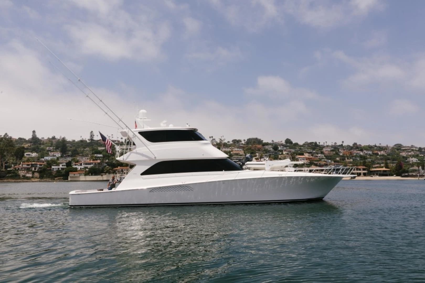 2006 Viking 74 Enclosed Bridge - Image 7