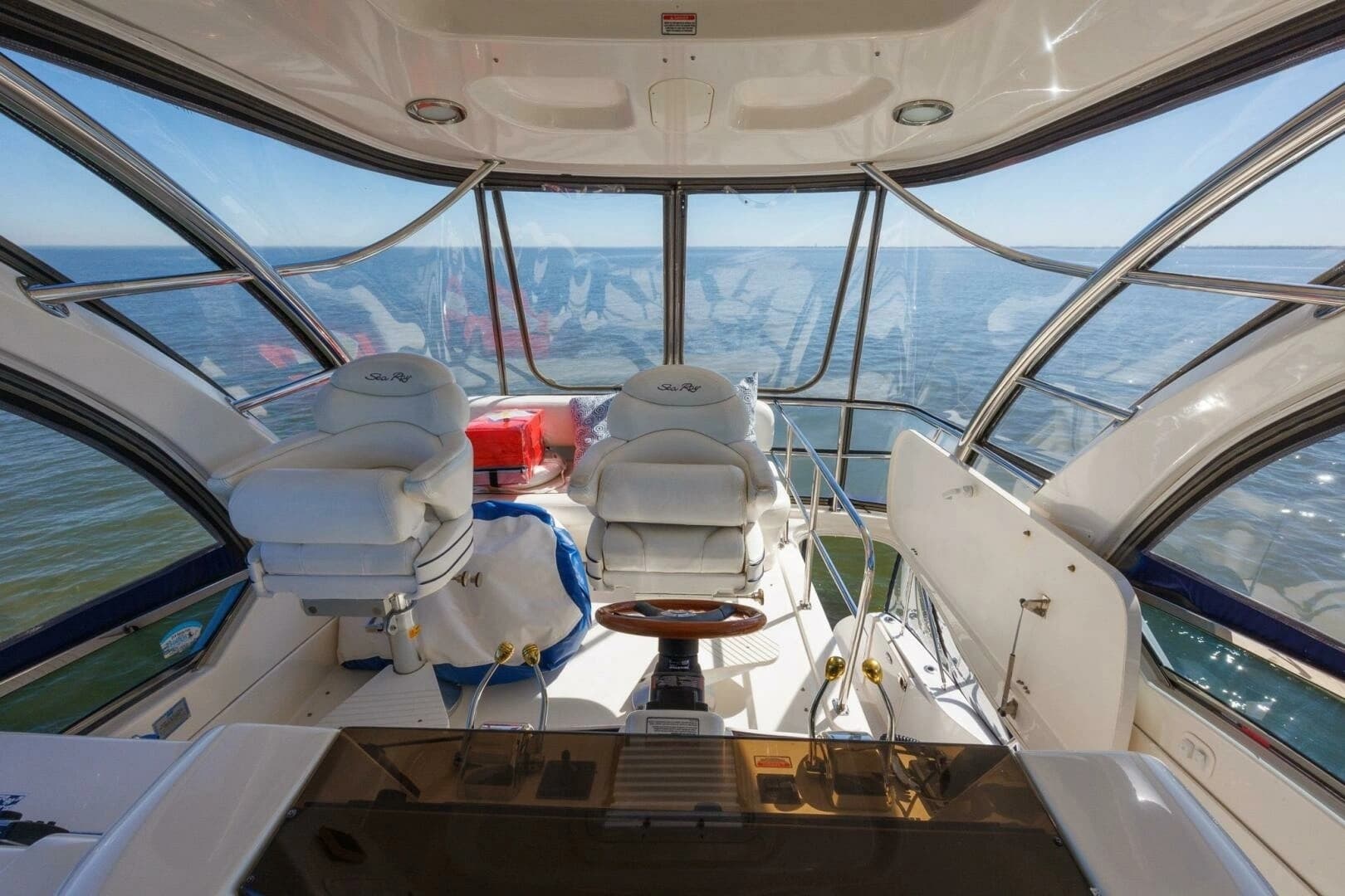 2006 Sea Ray 52 Sedan Bridge - Image 24