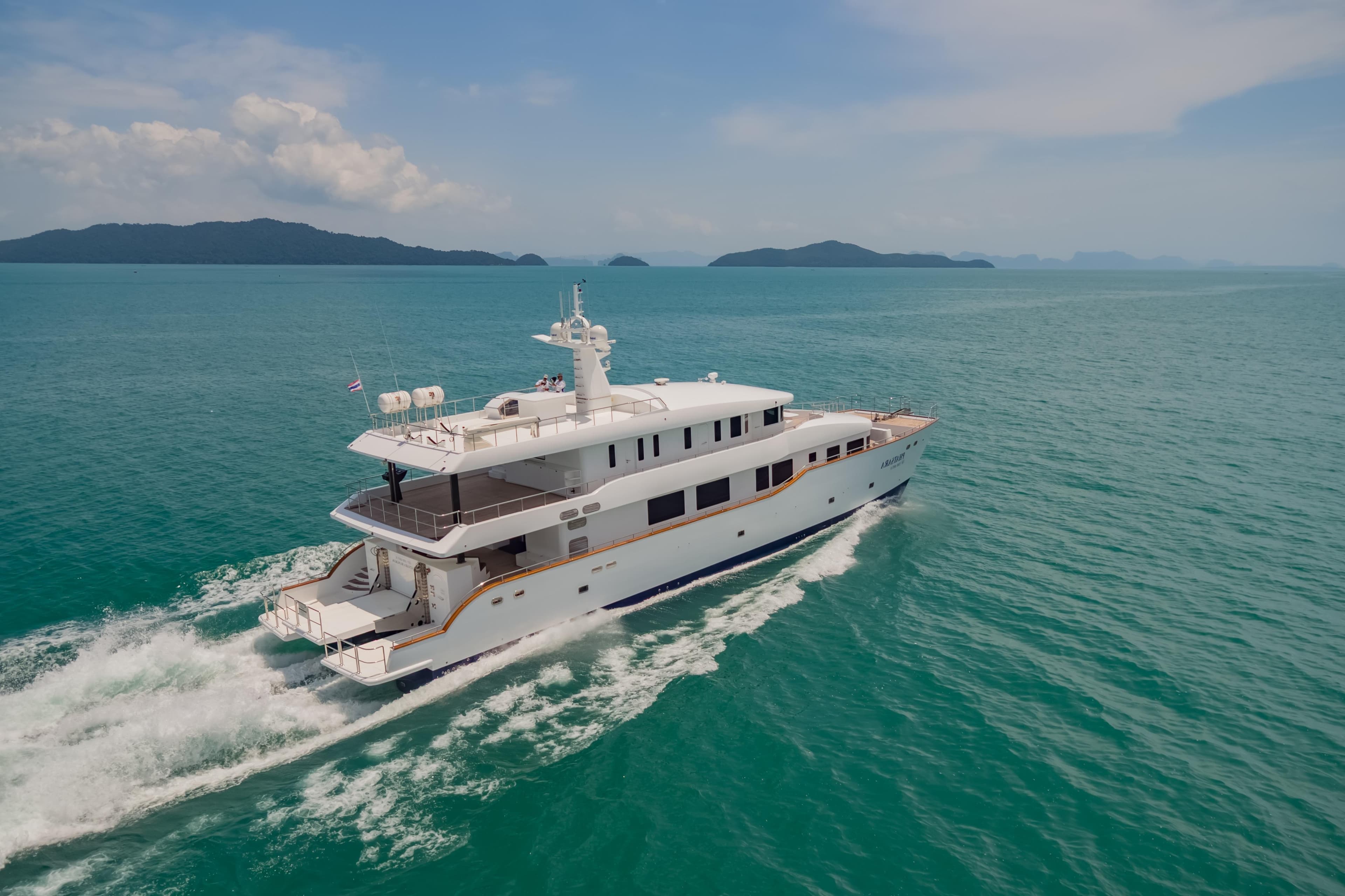 37m Power Catamaran