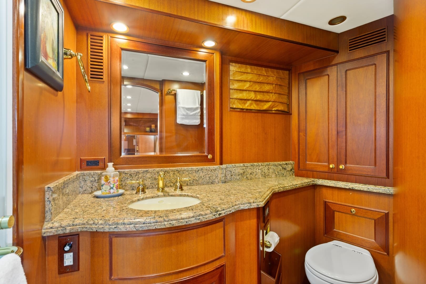 2005 Offshore Yachts Offshore 66 - Image 19