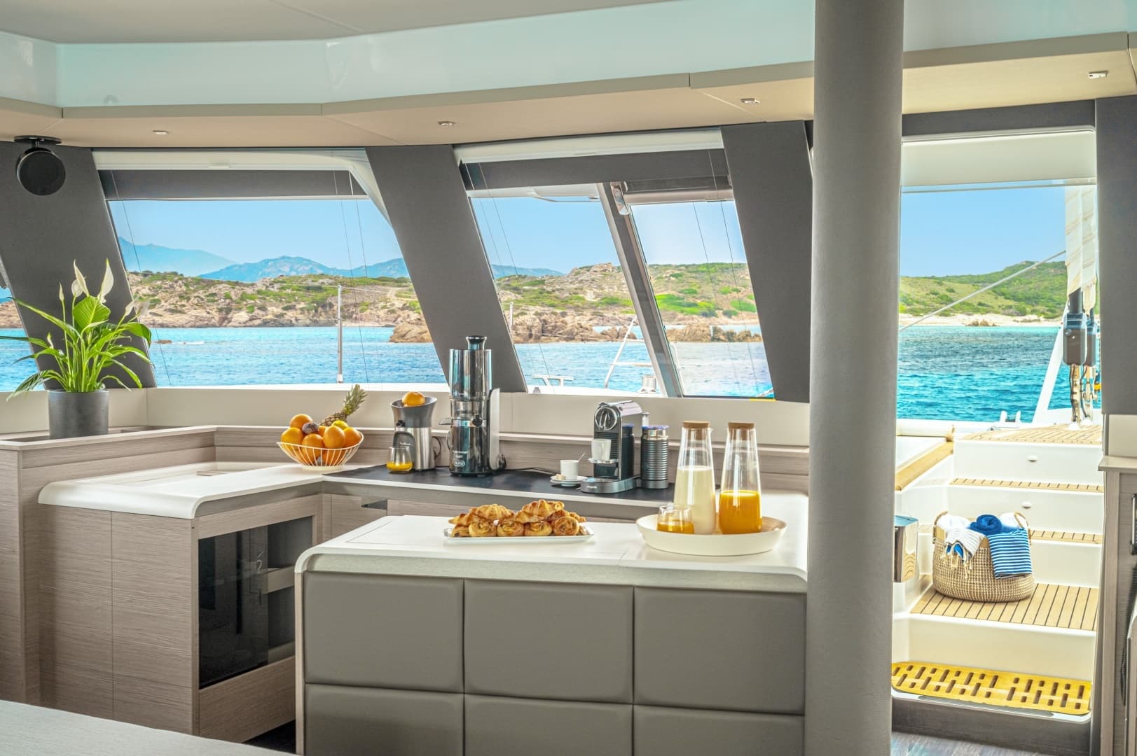 2022 Fountaine Pajot Alegria - Image 13