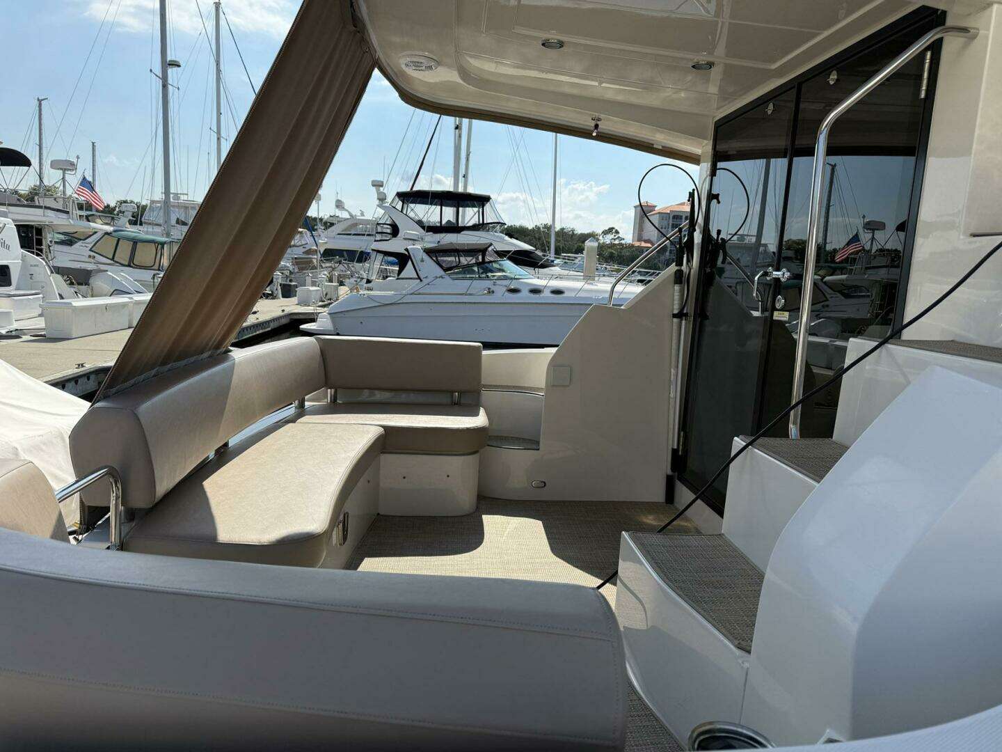 2013 Carver C-34 Command Bridge - Image 30