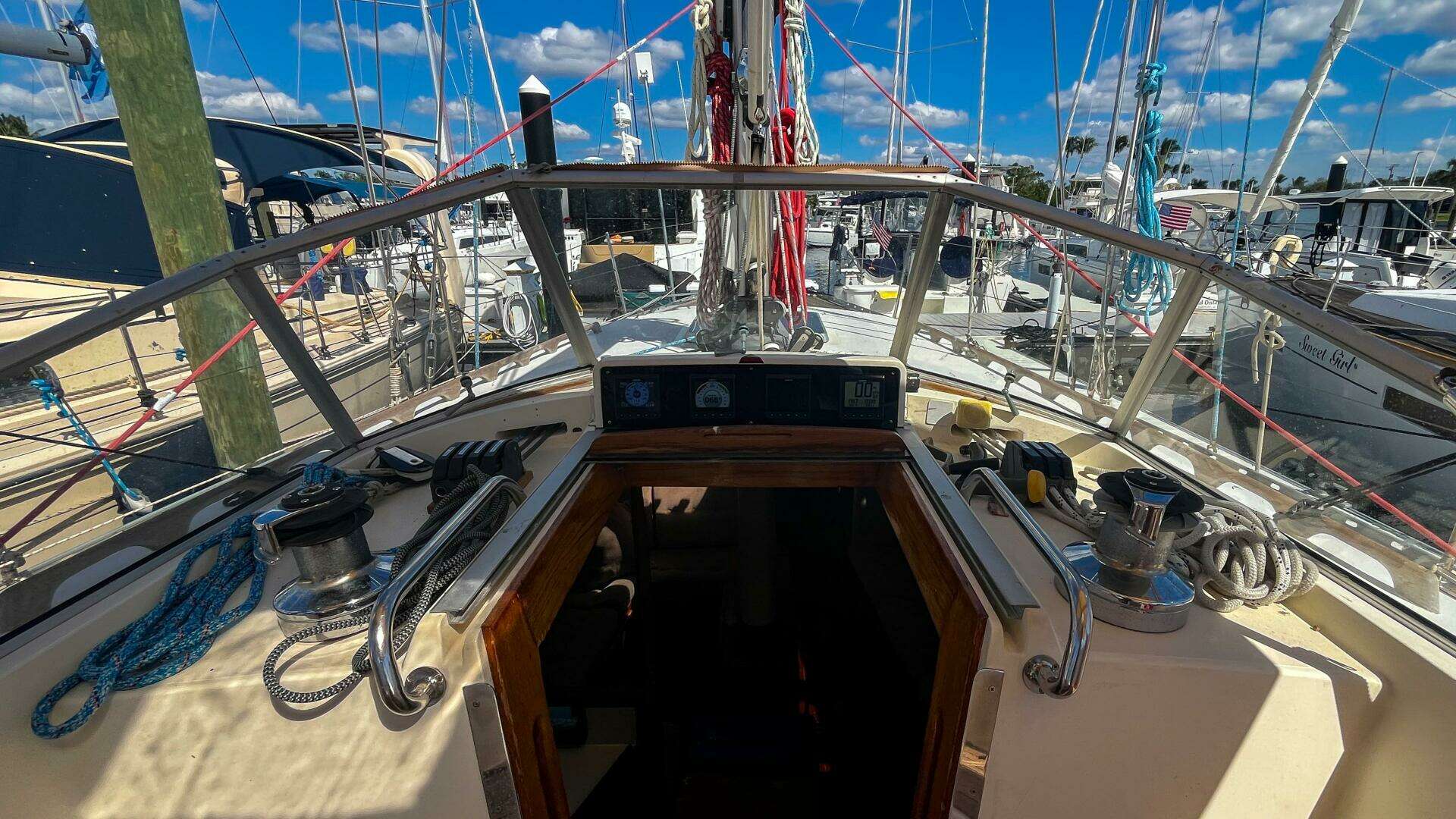 1991 Oyster Lightwave 48 - Image 34
