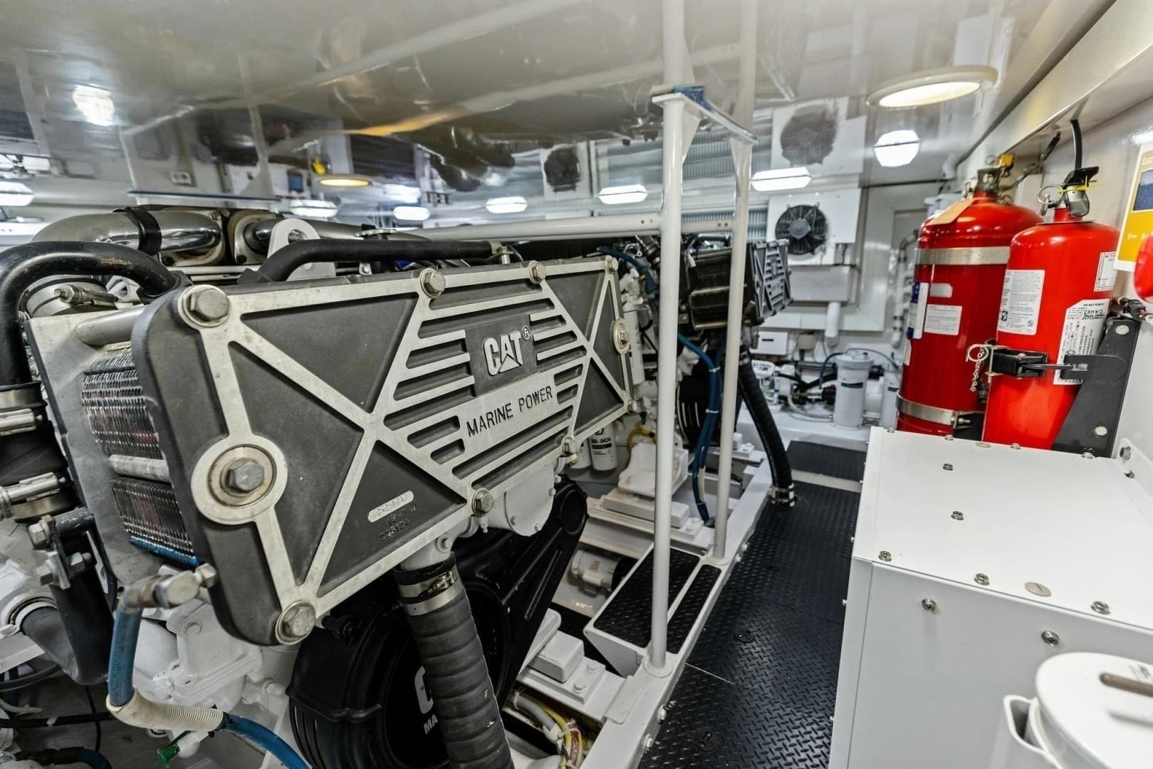 2008 Viking 68 Skybridge - Image 65