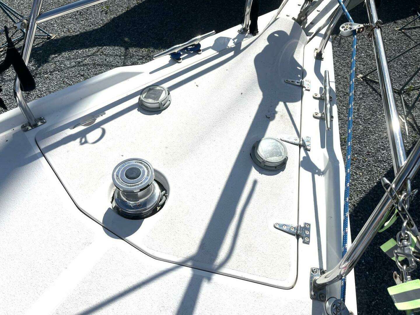 2003 Catalina 350 - Image 51