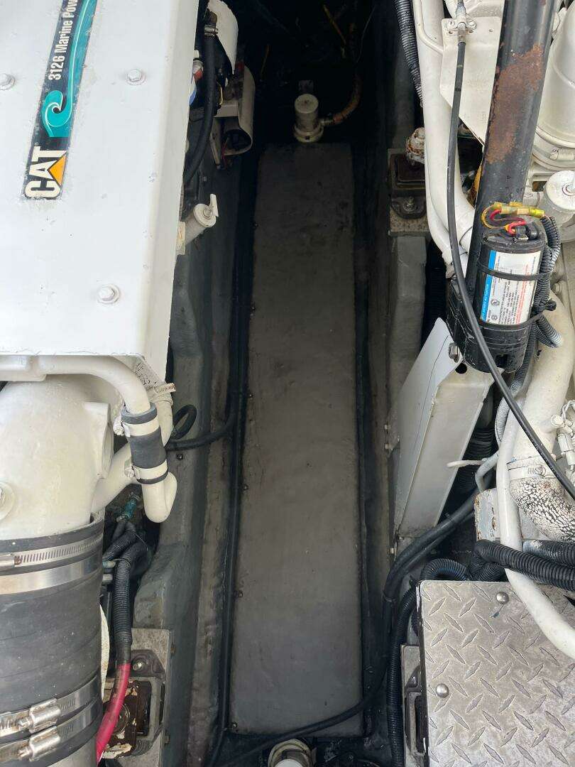 2001 Sea Ray 410 Sundancer - Image 28