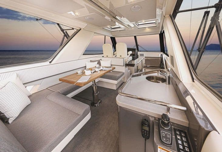 2026 Riviera 50 Sports Motor Yacht - Image 15