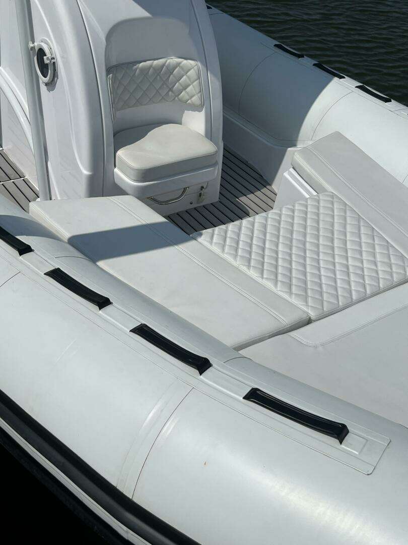 2023 Tiger Marine 850 Open - Image 9