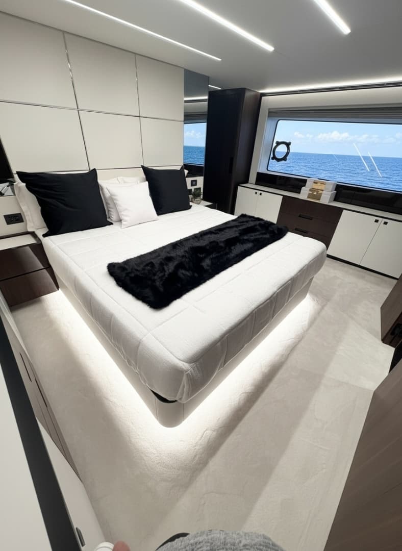 2026 Astondoa 66 Flybridge - Image 25