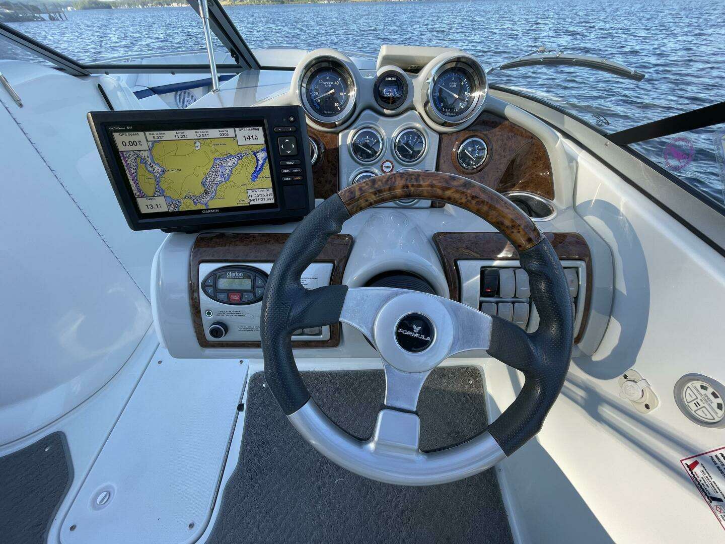 2005 Formula 240 BR - Image 10