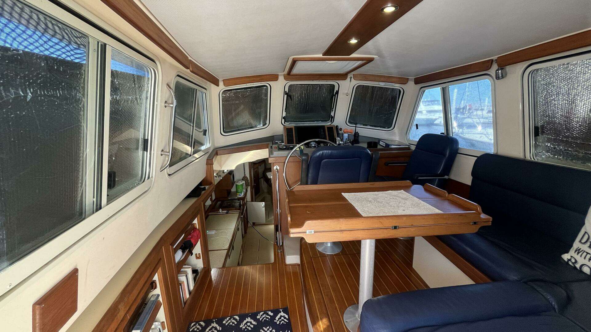 2008 Island Packet PY Trawler / Motorsailer - Image 13