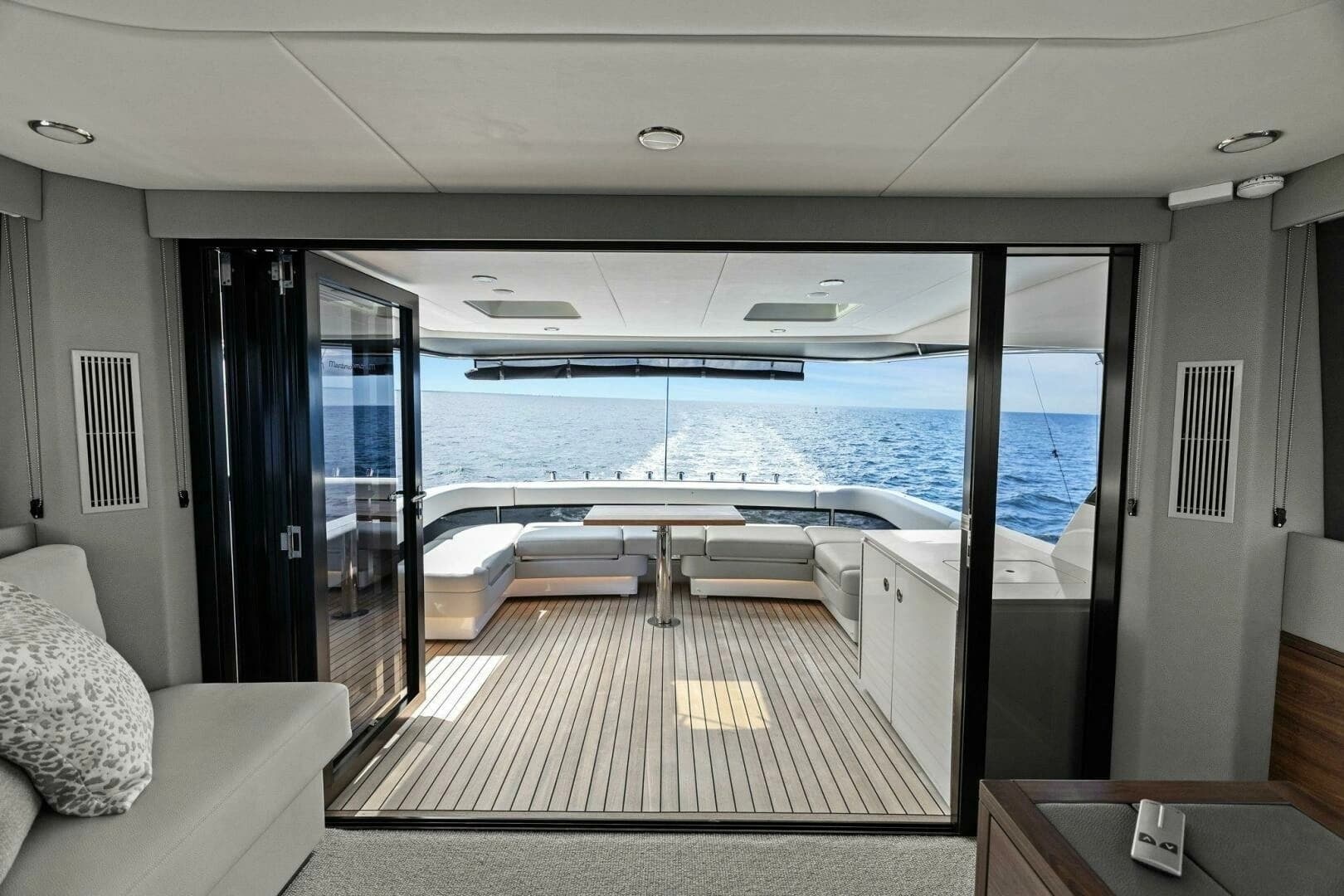 2025 Maritimo M600 - Image 4