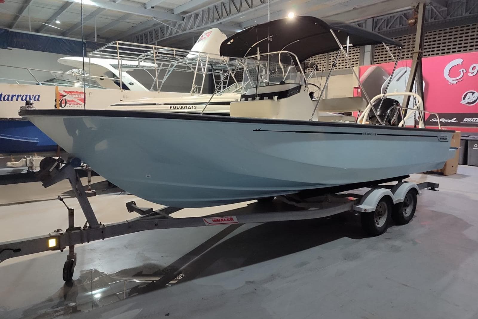 2022 Boston Whaler 210 Montauk
