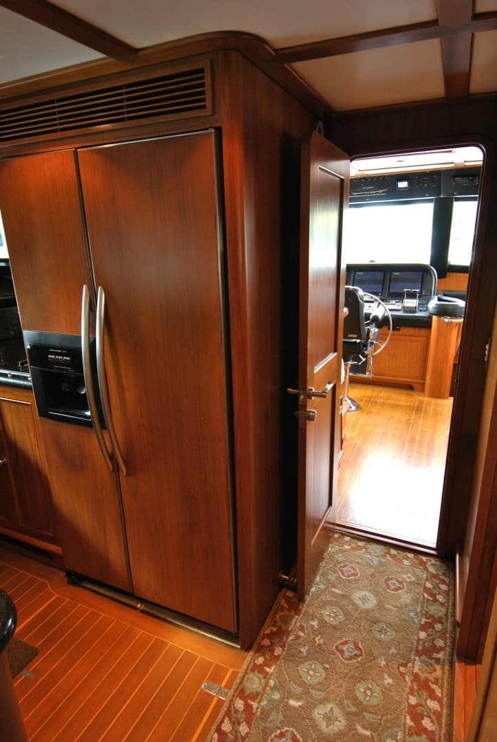 2002 Grand Alaskan Raised Pilothouse - Image 17