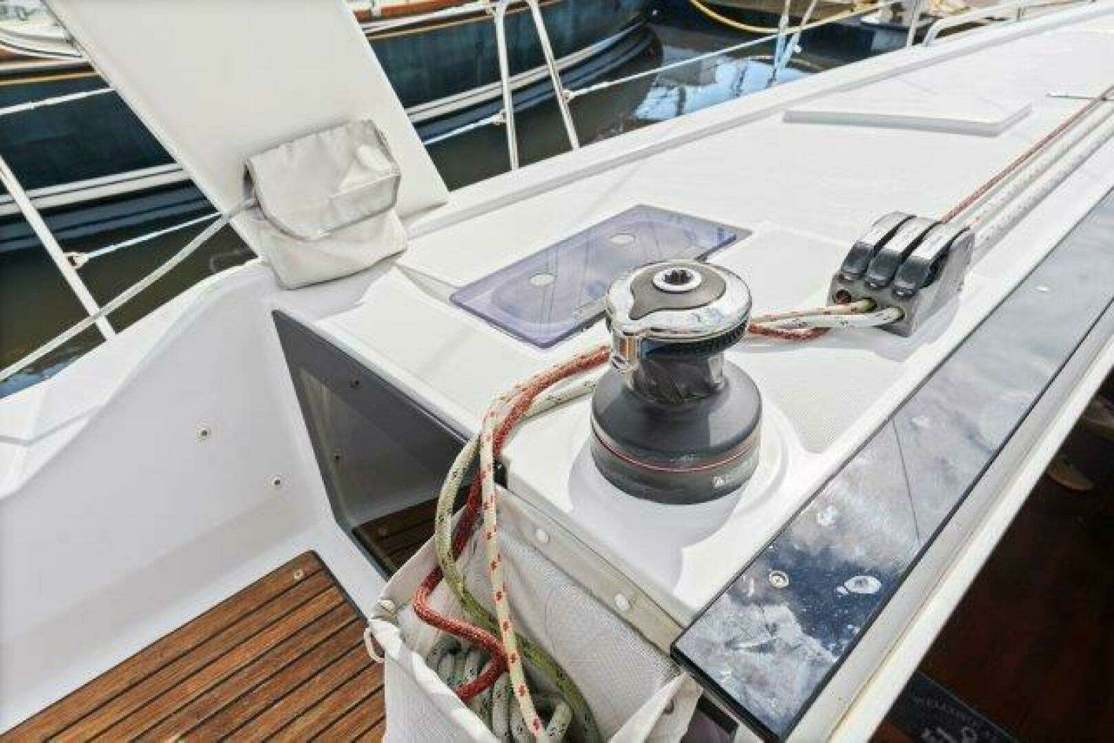 2018 Beneteau 41.1 - Image 16