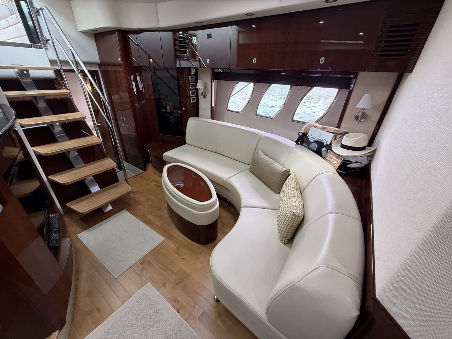 2009 Sea Ray 60 Sundancer - Image 61