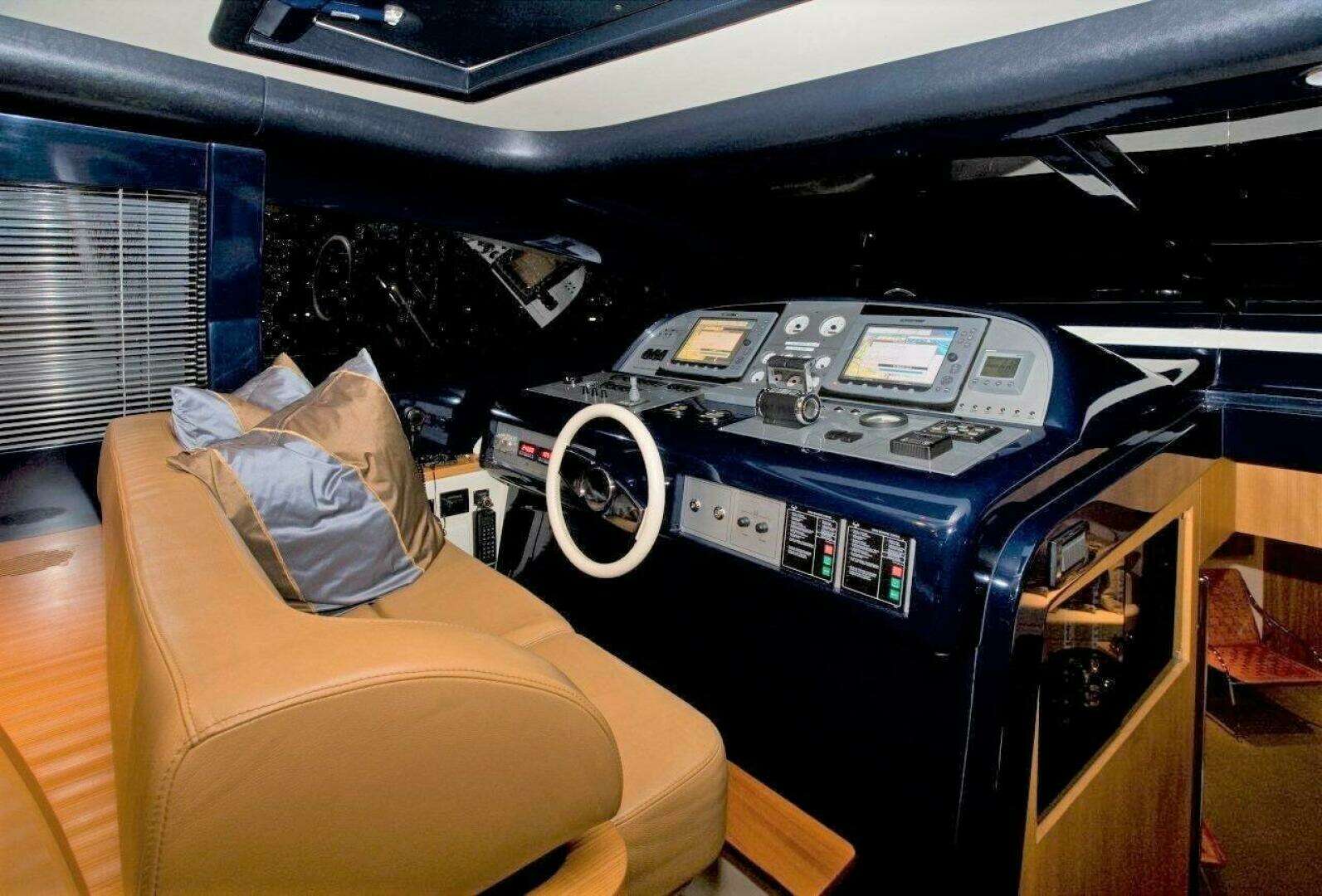 2004 Riva Splendida - Image 9
