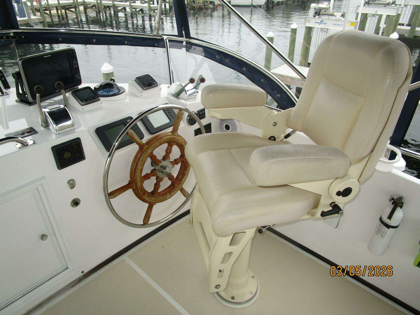 2002 Grand Banks Classic - Image 21