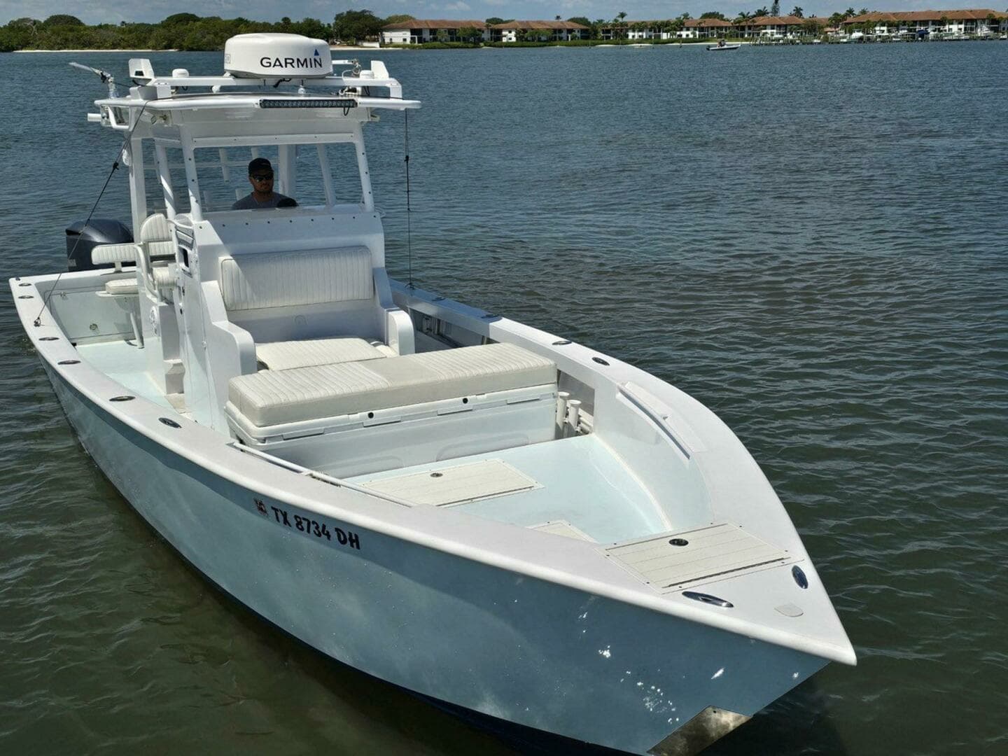 2012 Contender Custom 33 Center Console - Image 5