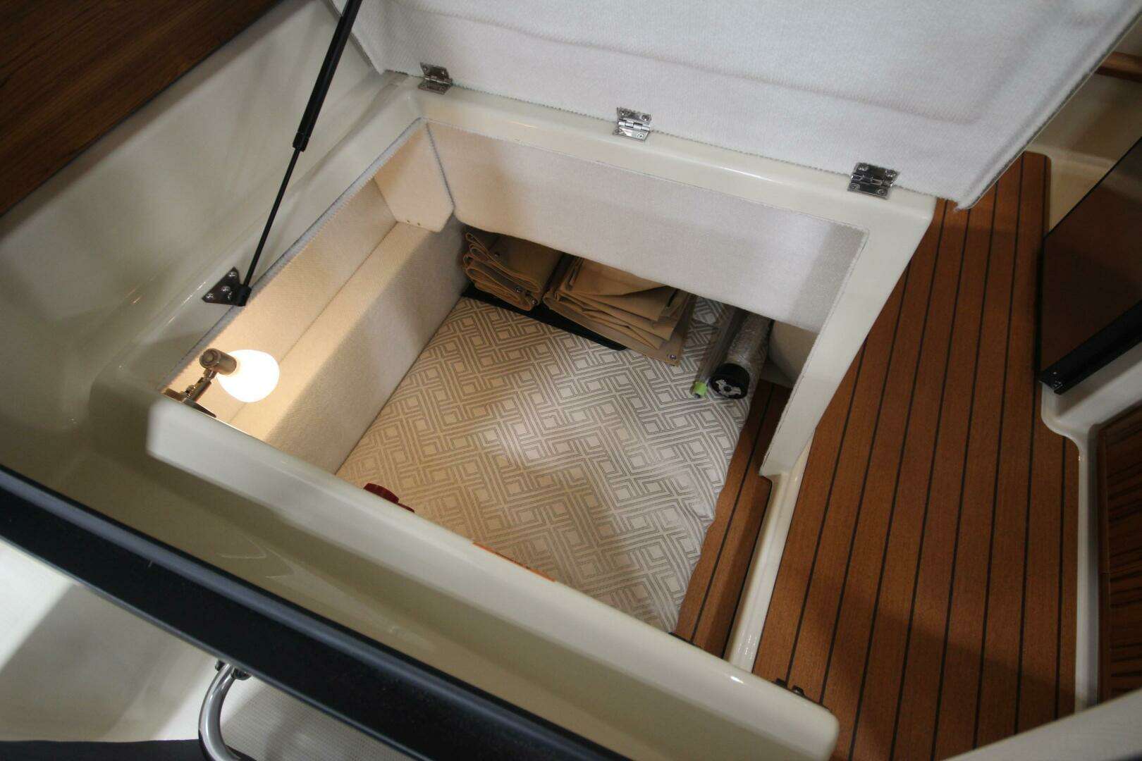 2026 Ranger Tugs R-23 Luxury Edition - Image 46