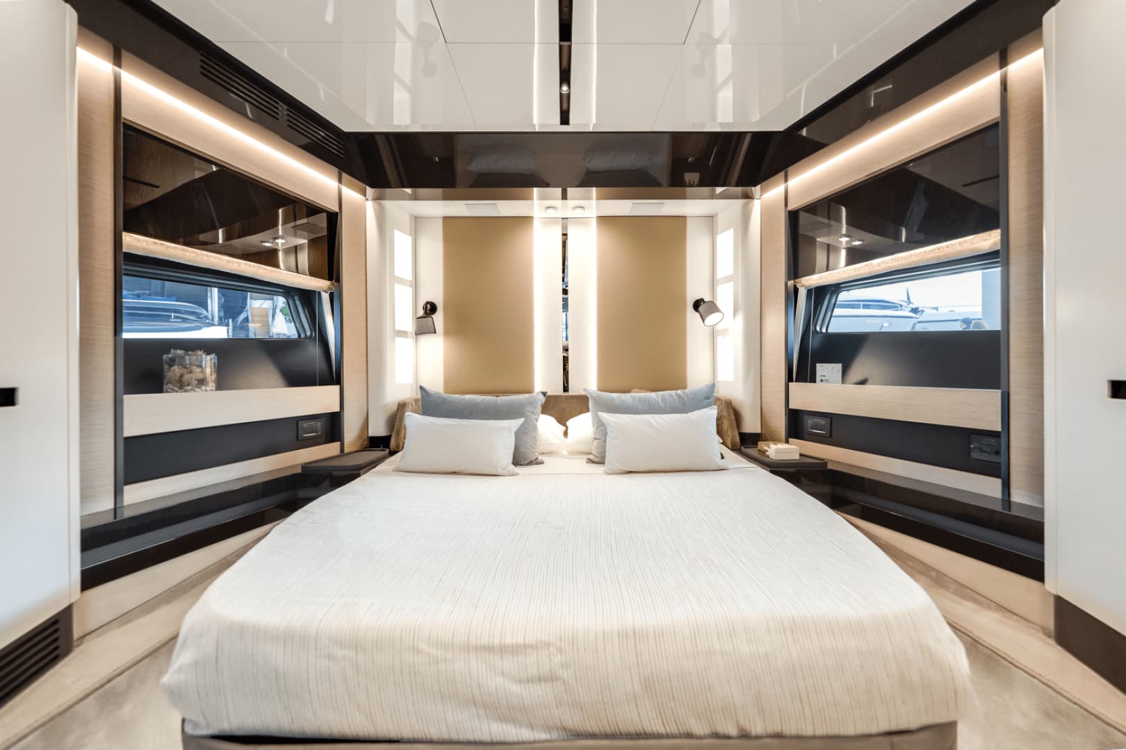 2024 Azimut S8 - Image 55