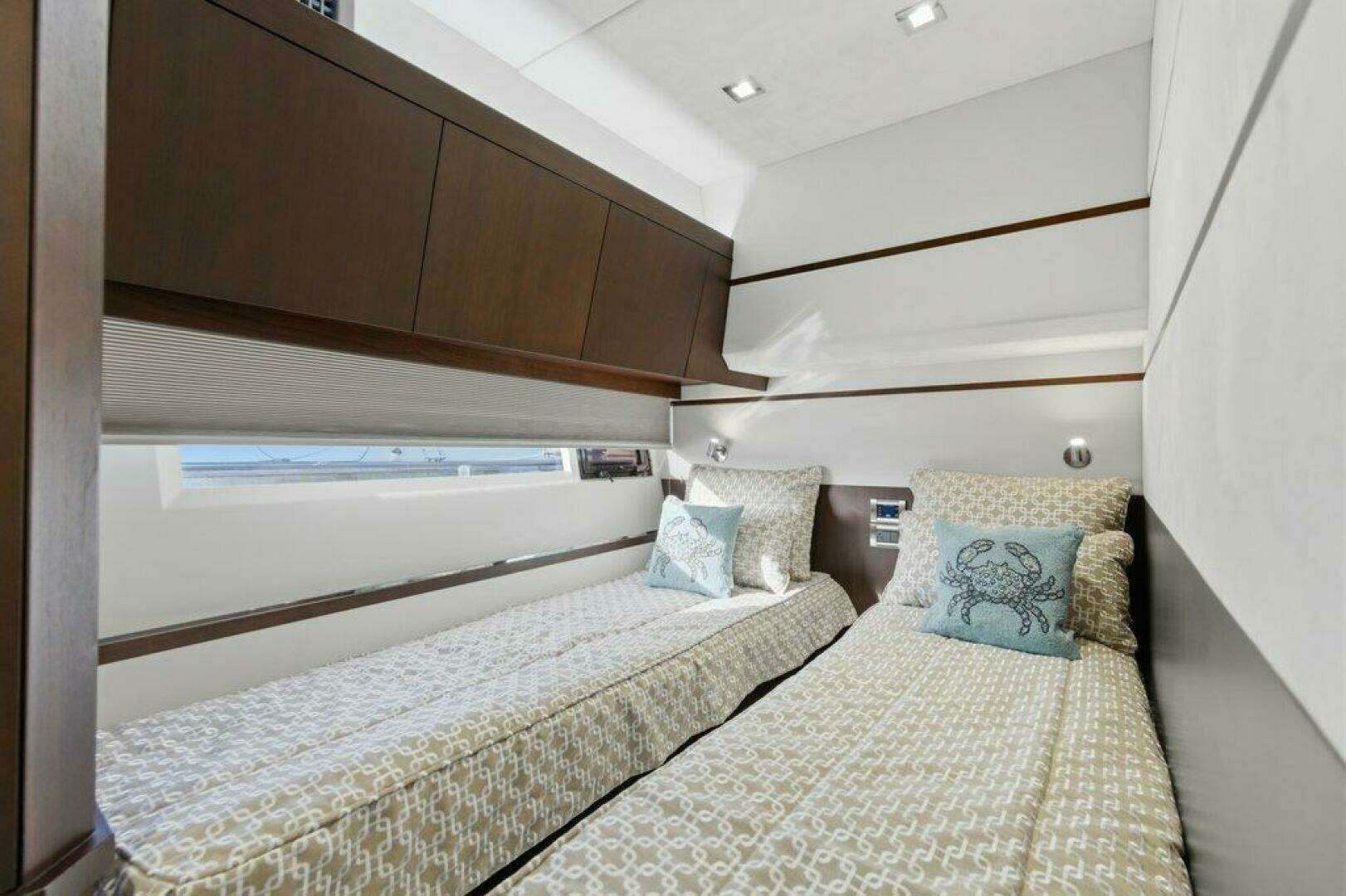 2017 Galeon 560 Sky - Image 35
