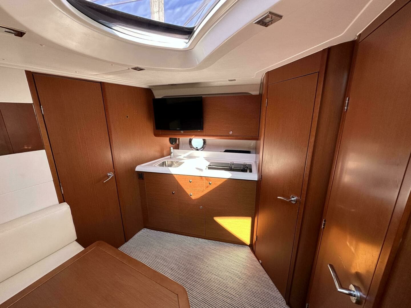 2013 Beneteau Gran Turismo - Image 19