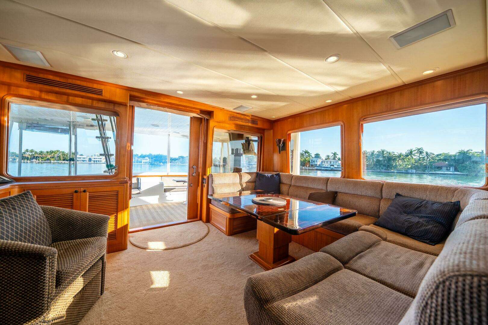 2006 Offshore Yachts 72 Pilothouse - Image 24