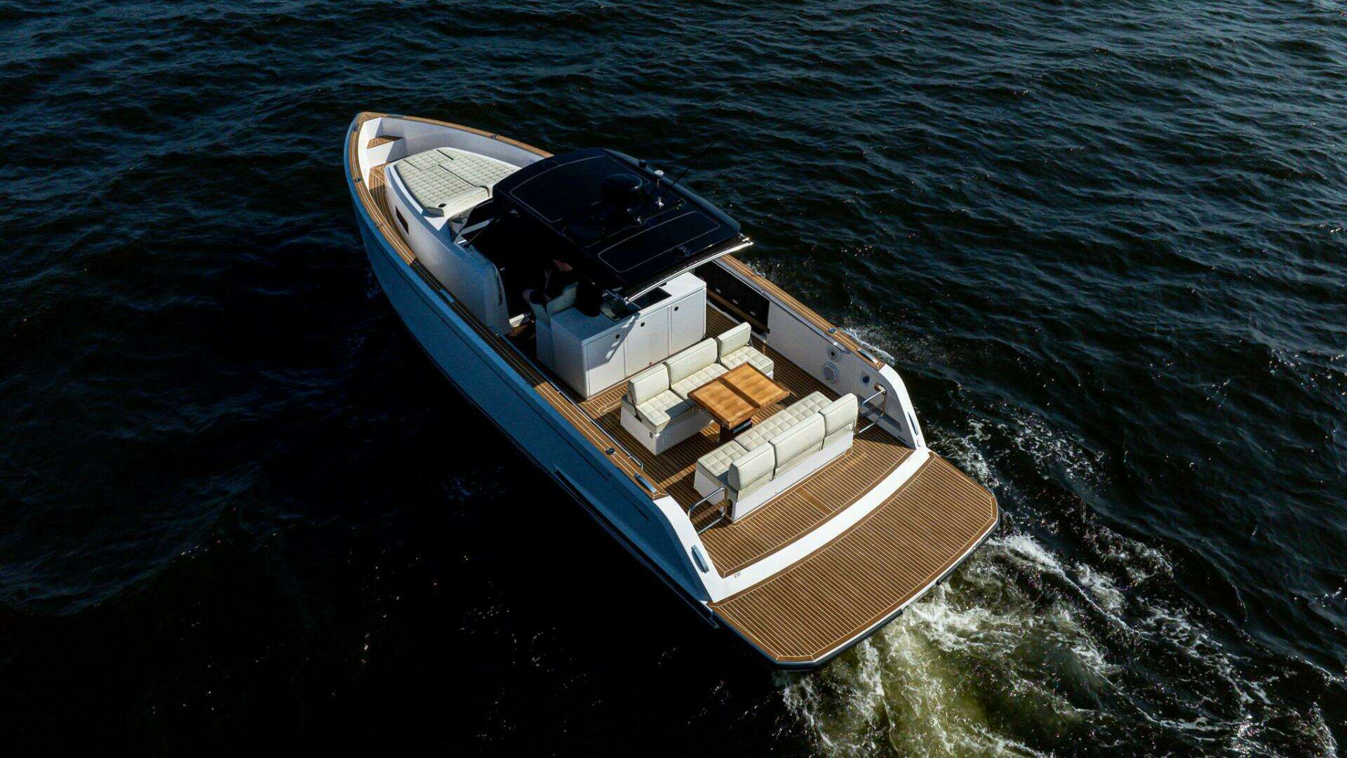 2025 Pardo Yachts 38 Walkaround - Image 9