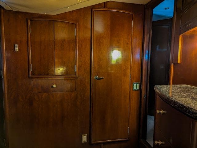 1999 Carver 530 Voyager Pilothouse - 168