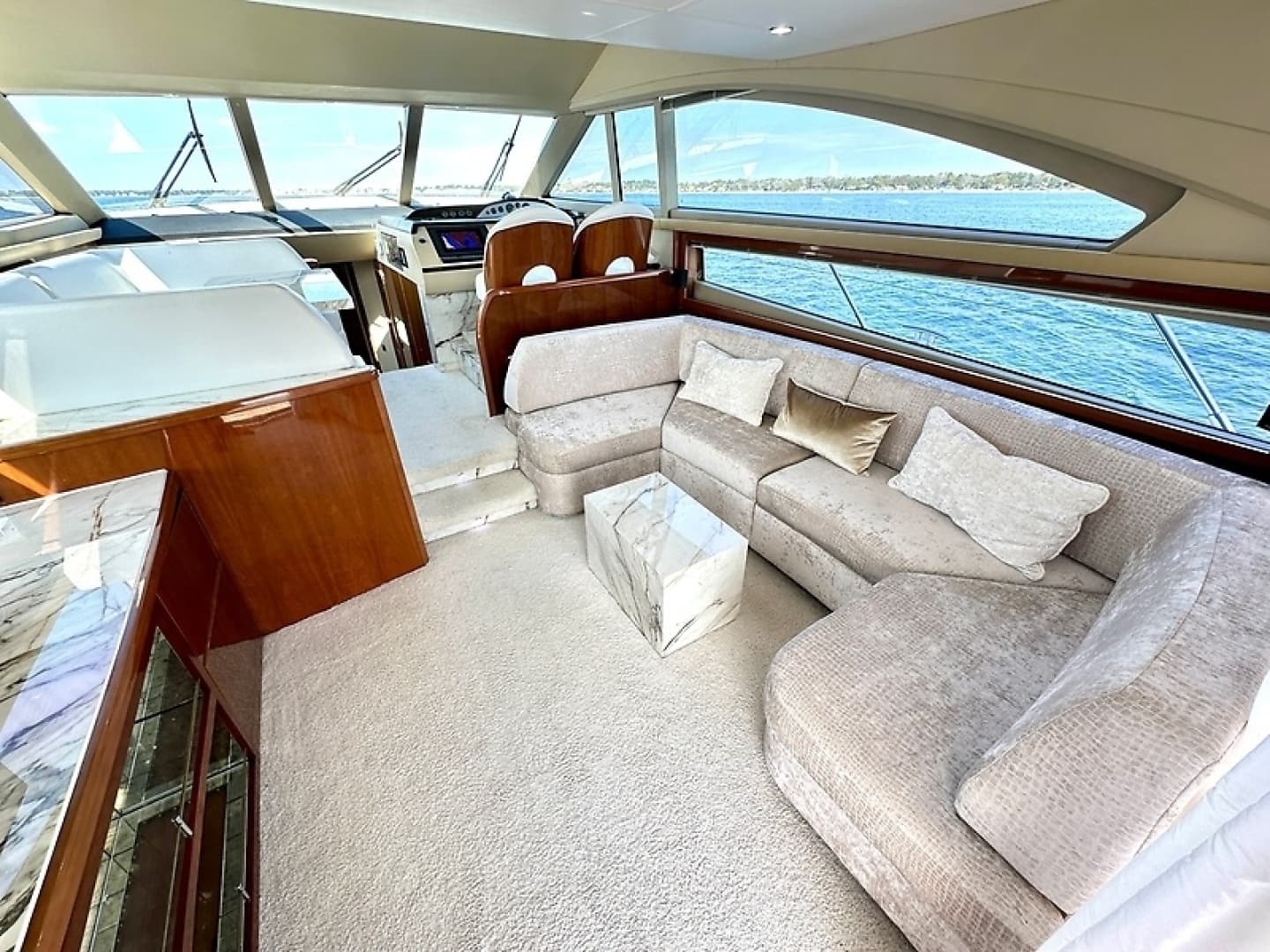 2009 Princess F54 flybridge - Image 24