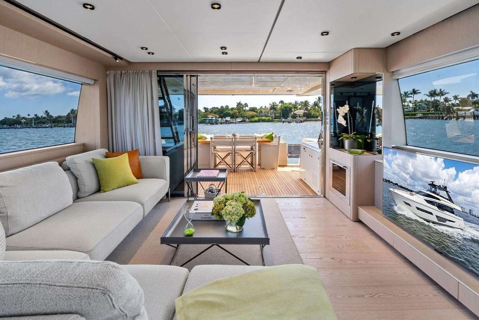2022 Ferretti Yachts 780 - Image 35