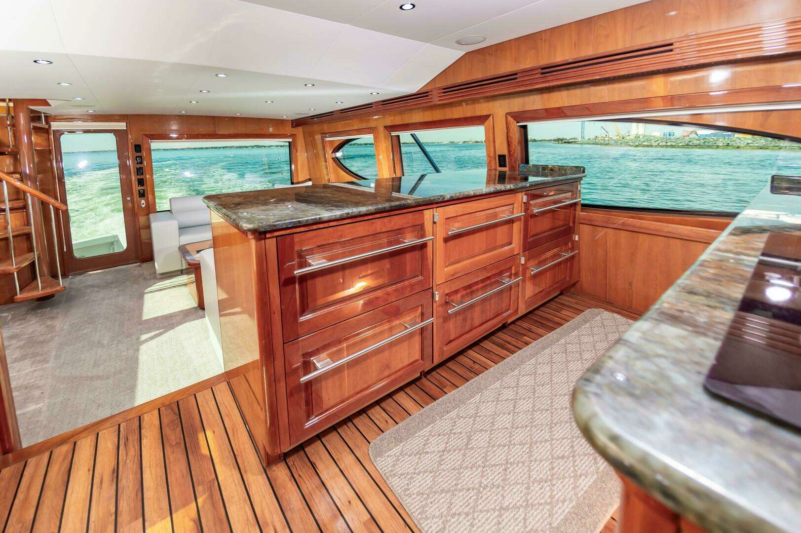 2008 Hatteras 64 Enclosed Bridge - Image 42