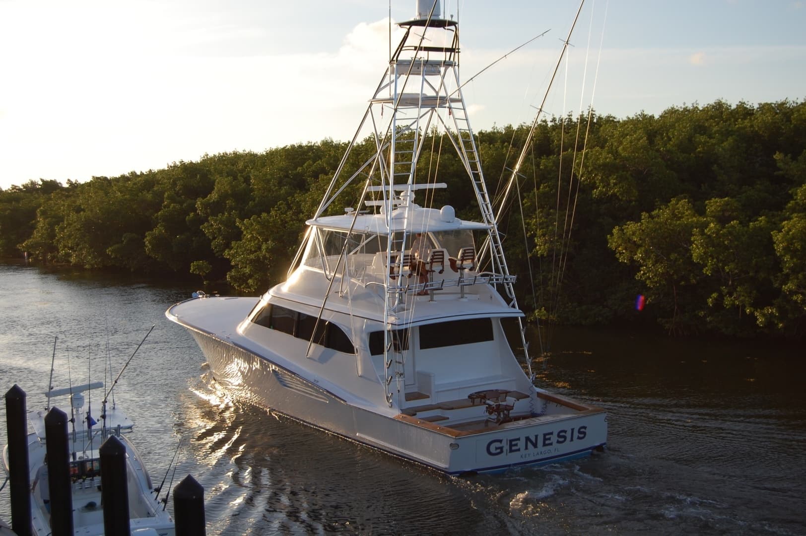 2021 Weaver 75 Convertible - Image 9