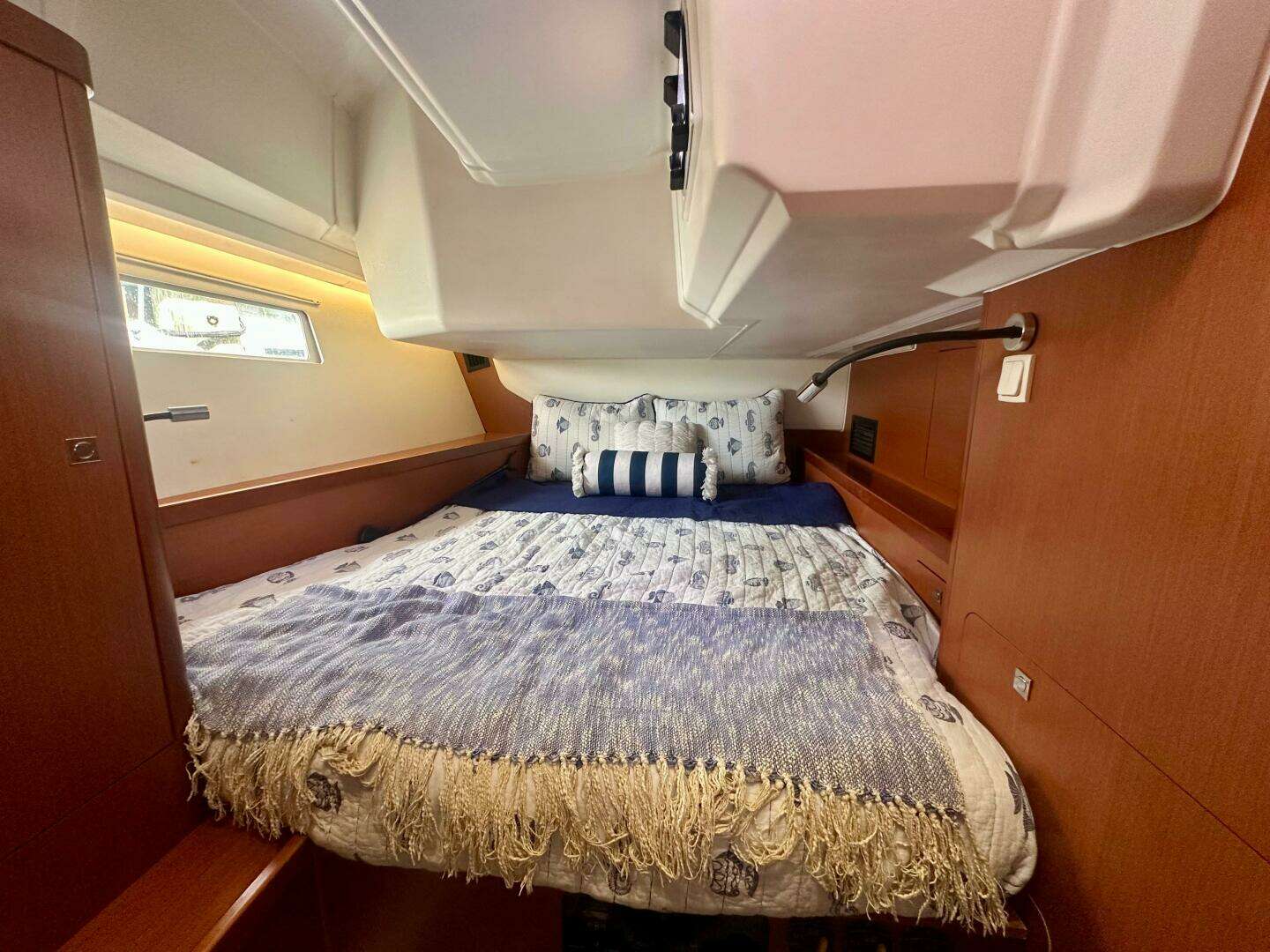 2015 Beneteau Oceanis 45 - Image 79