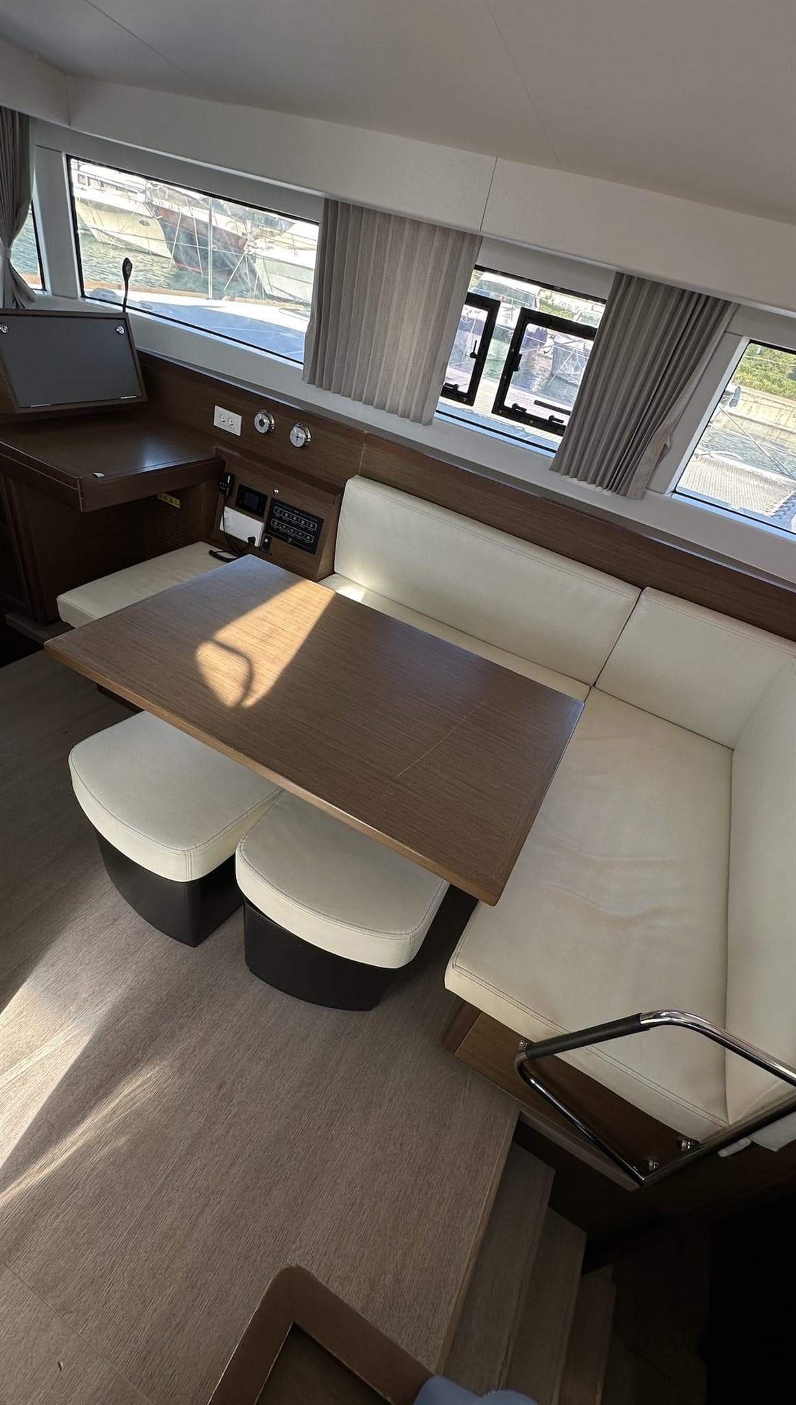 Lagoon 40