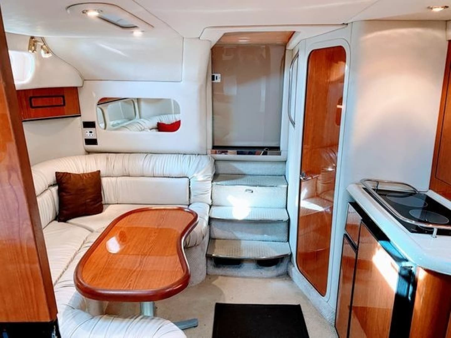 1999 Sea Ray 370 Express - Image 26