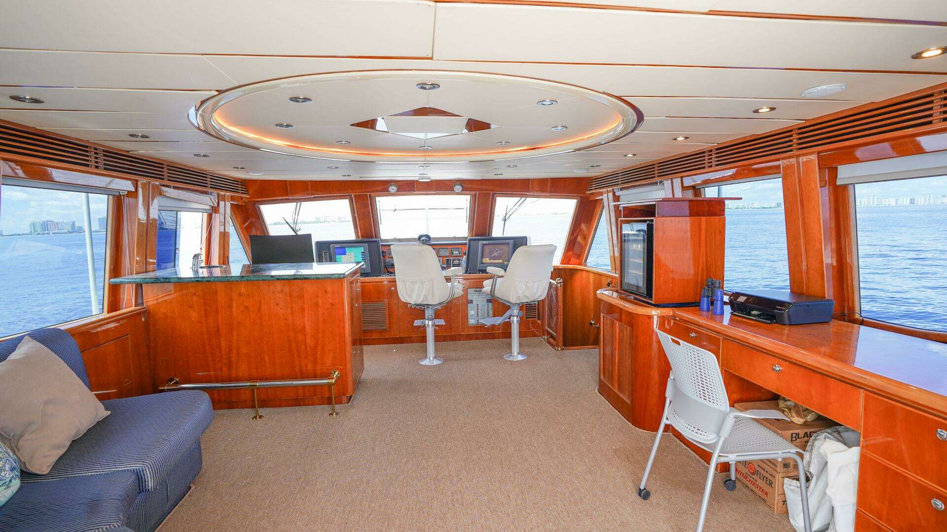 2001 Motor Yacht 82MY - Image 28