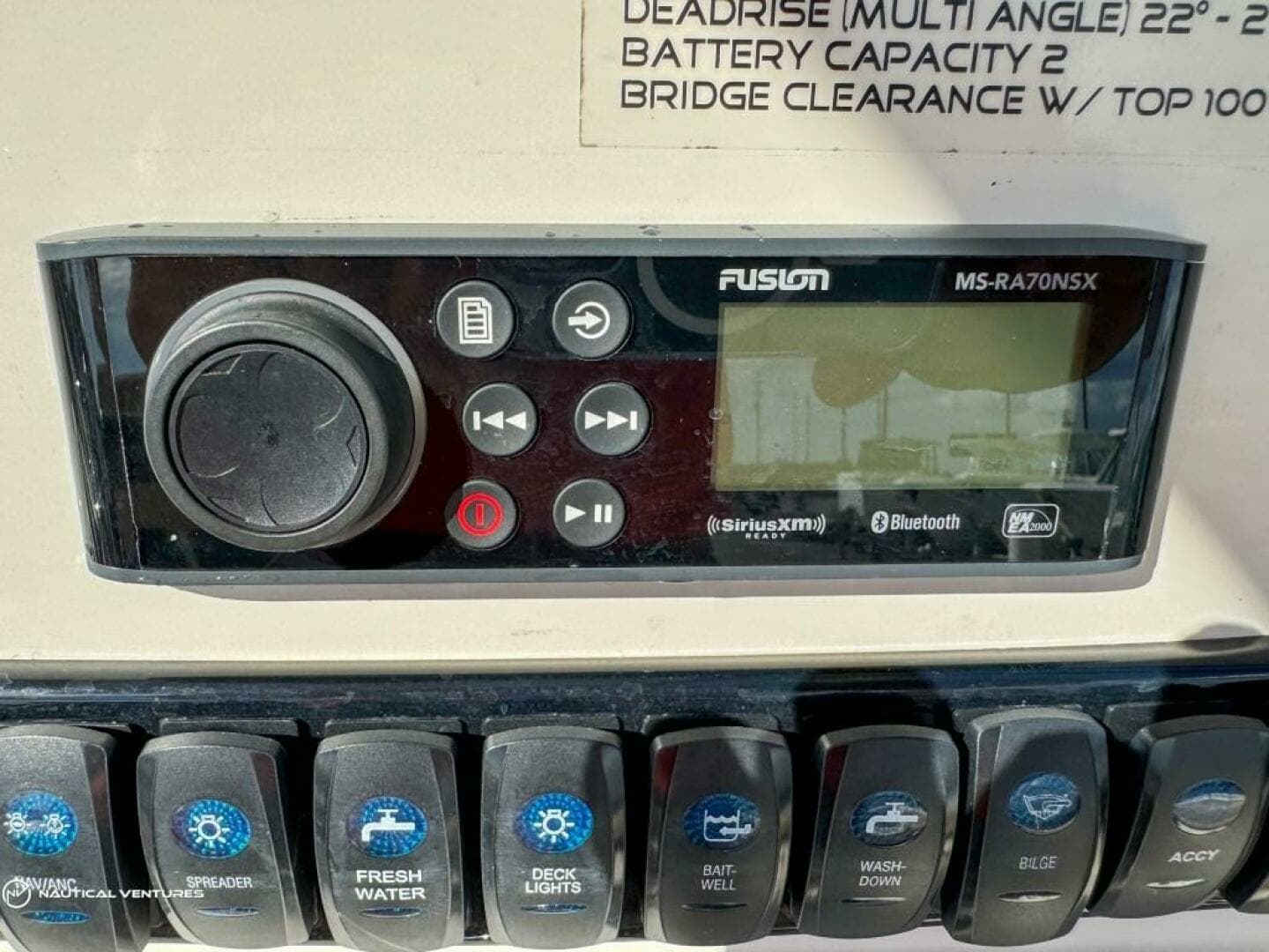 2019 Sailfish 220 CC - Image 28