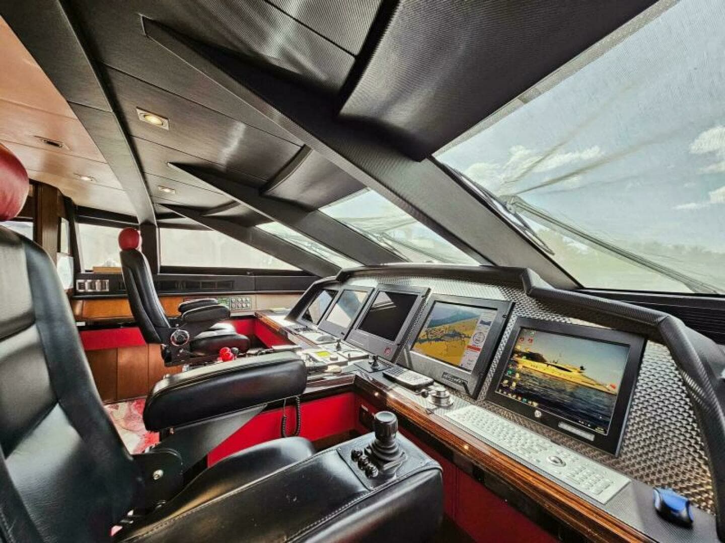 2008 Palmer Johnson 124 Sports Cruiser - Image 44