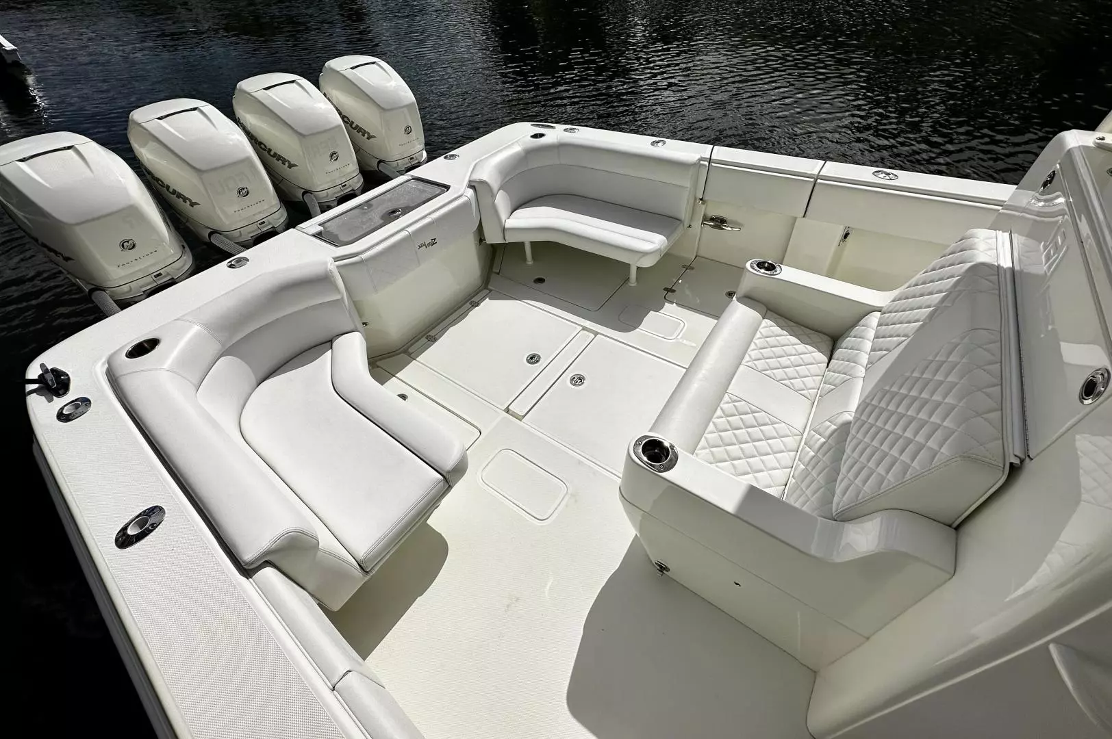 2018 SeaVee 390Z - Image 11
